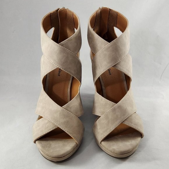 Michael Antonio Sandals - Picture 5 of 7